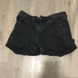 H&M Black jean shorts
